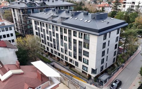 hf_20260227_133626_62875330-3405-49c6-8e12-e94157712287 (1)